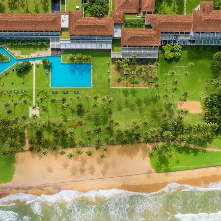 The Blue Water - Geoffrey Bawa Heritage - City Resort Hotel Wadduwa Kültér fotó